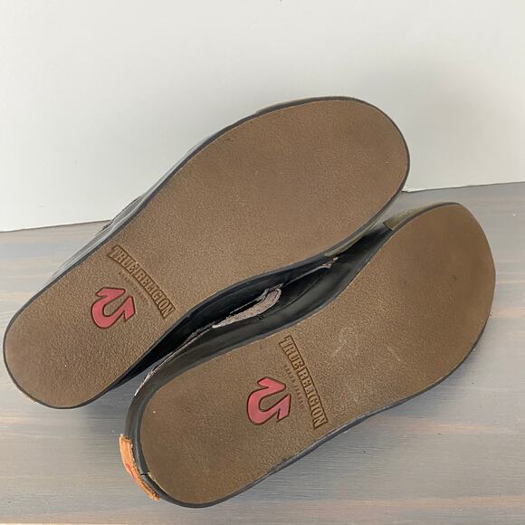 True Religion Slip On Shoes Loafer Men Size 10 Black Leather Low Top Mock Toe - Picture 10 of 10